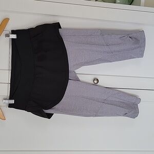 Lululemon size 8 crops/capris with skirt